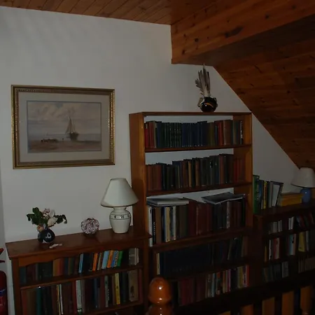 Bed & Breakfast Carbery Guest 4*