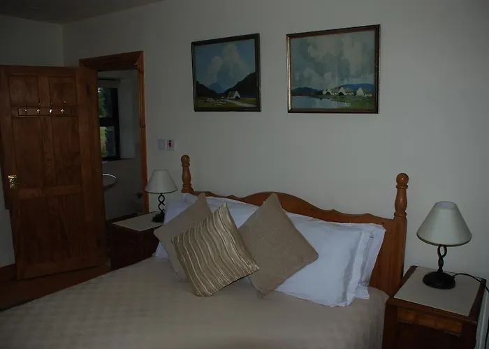 Carbery Guest B&B 슐